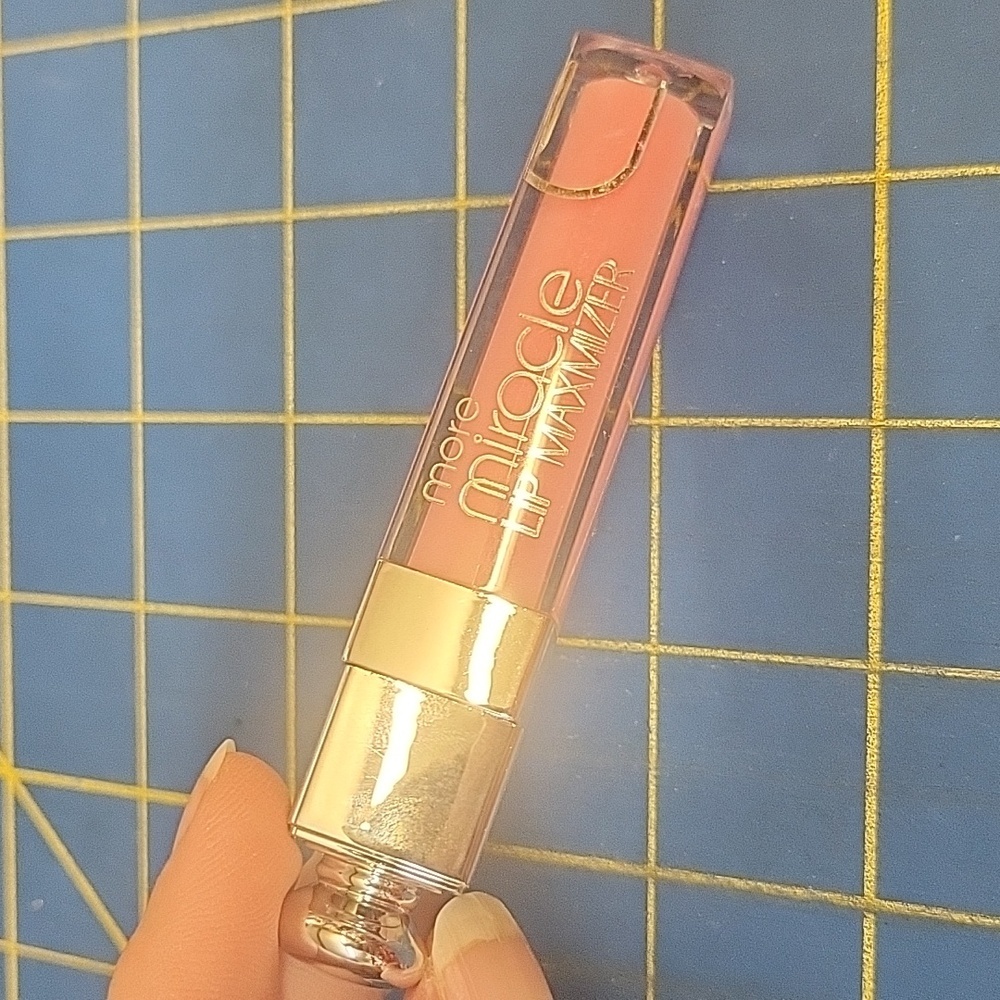 More Miracle More Lip Maximizer - Soft Pink New 1 Tube